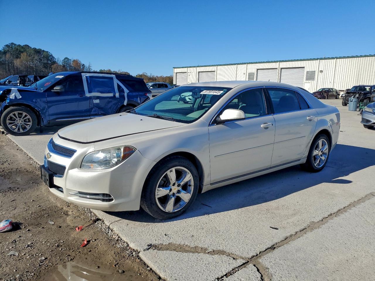 2011 CHEVROLET MALIBU