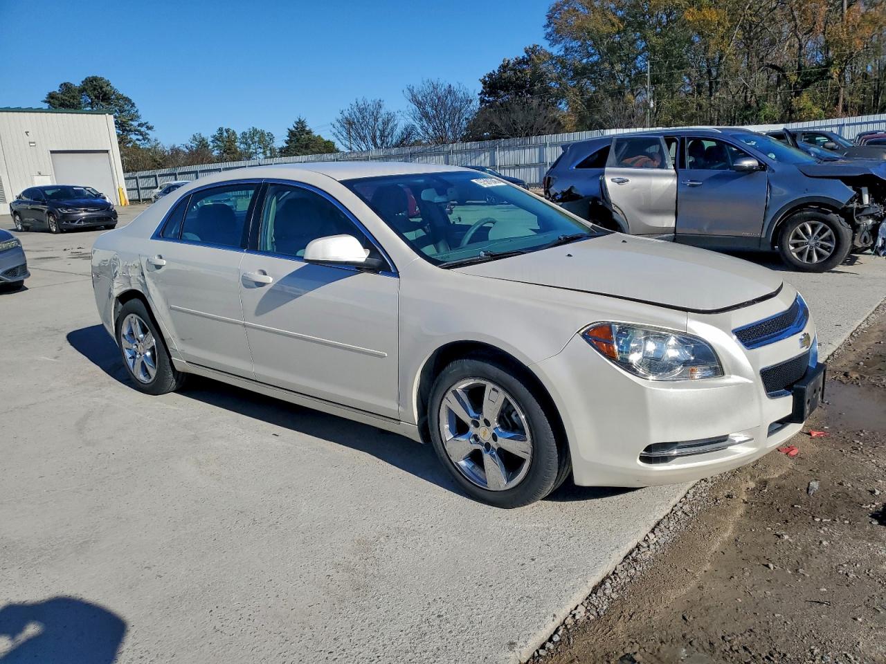 2011 CHEVROLET MALIBU 1LT photo 4