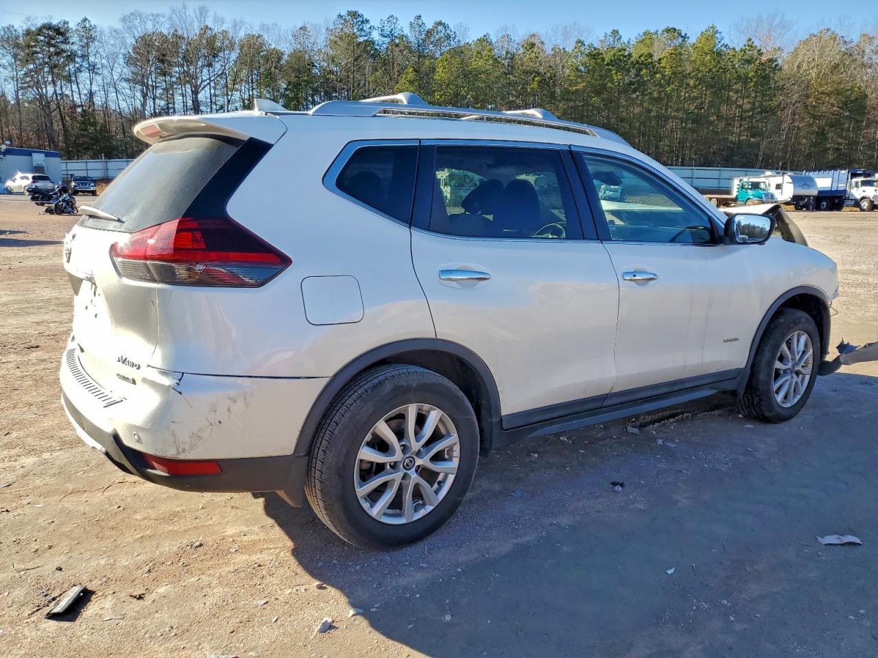 2019 NISSAN ROGUE SV HYBRID photo 3