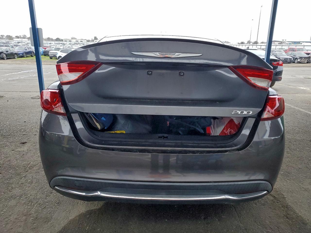 2015 CHRYSLER 200 LIMITED photo 6