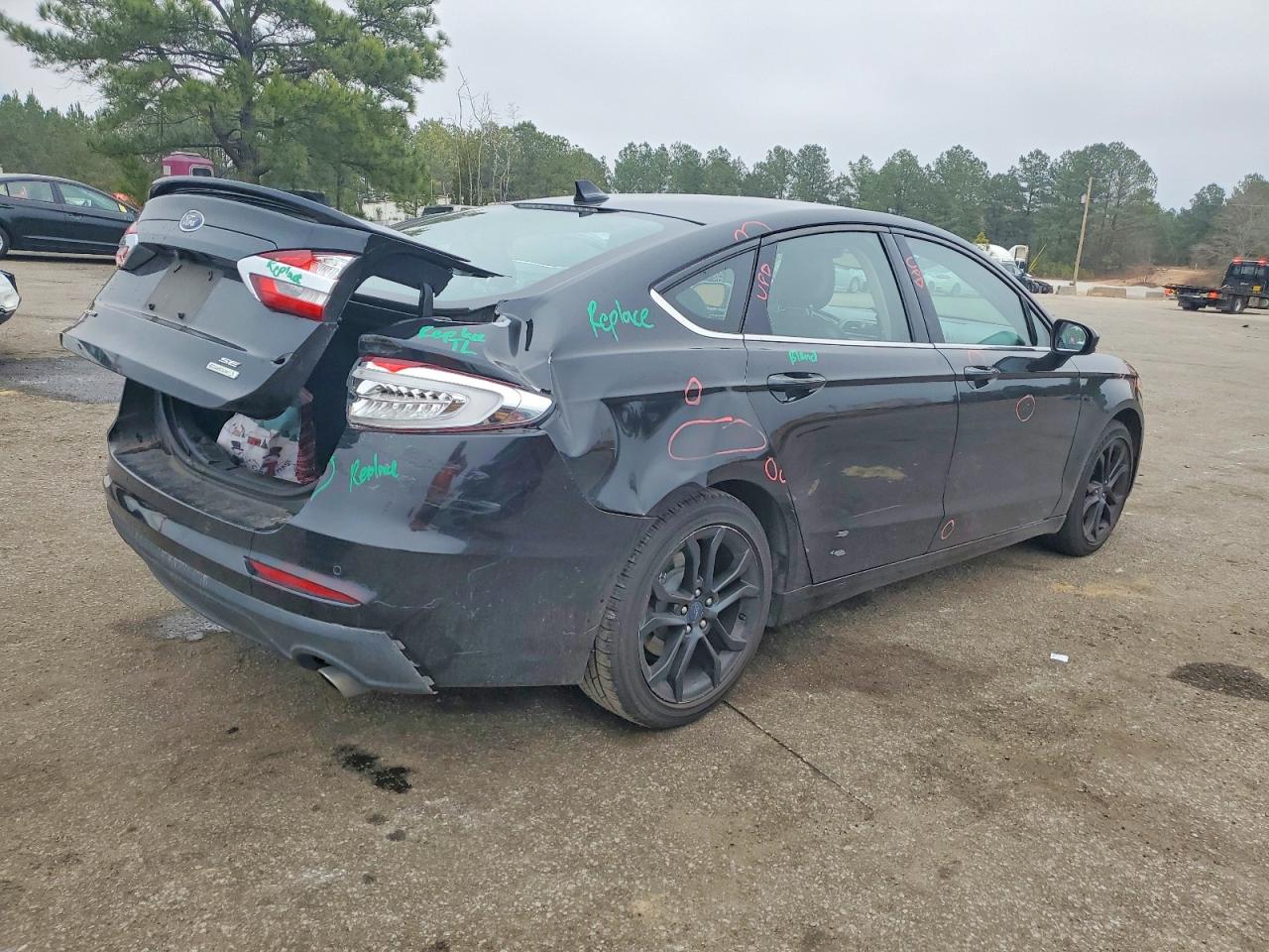 2019 FORD FUSION SE photo 3