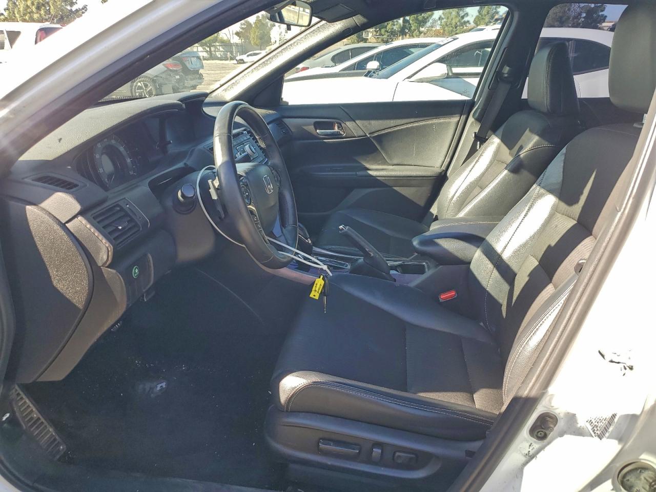 2016 HONDA ACCORD SPORT photo 13