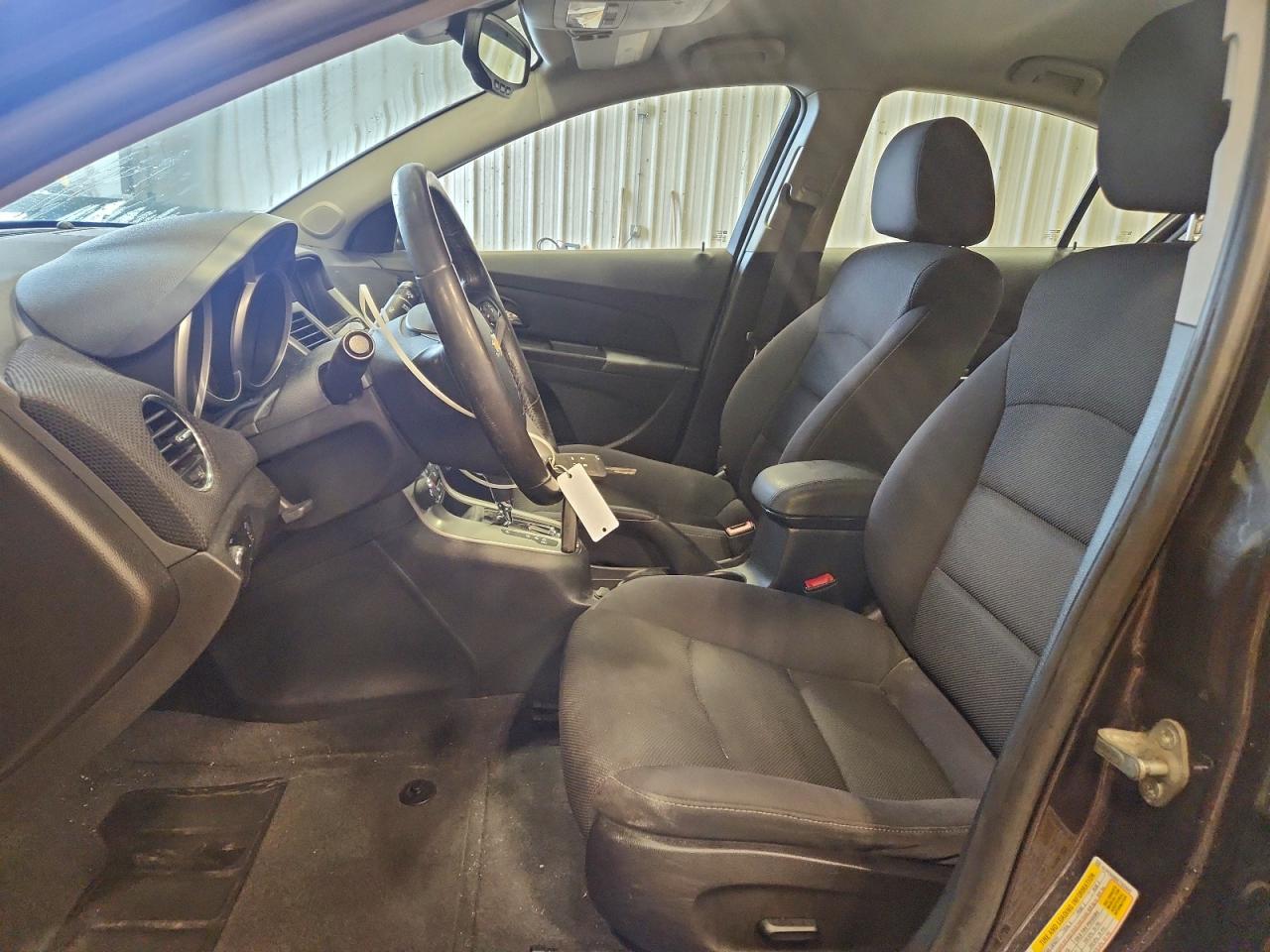 2014 CHEVROLET CRUZE LT photo 6