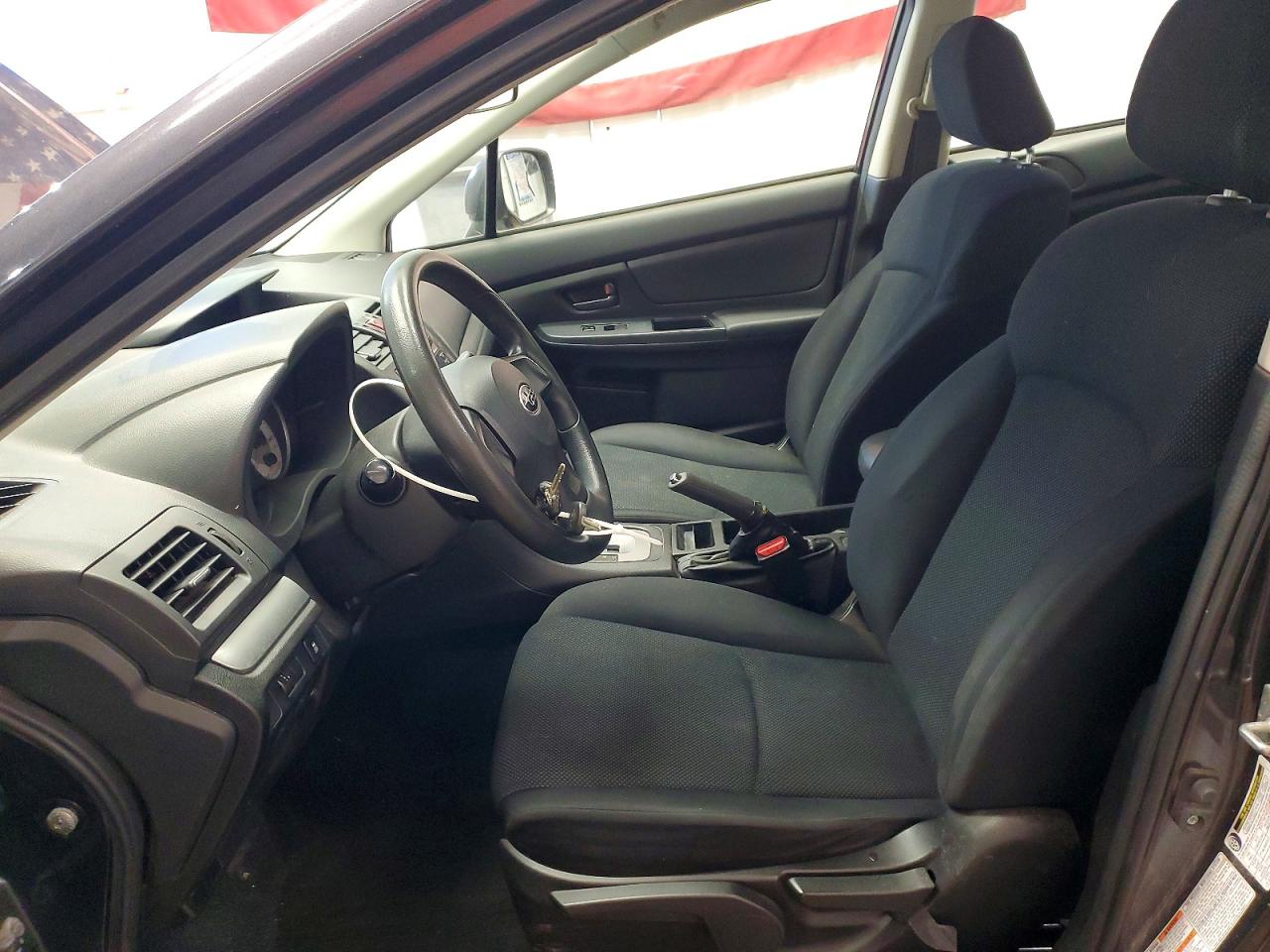 2012 SUBARU IMPREZA photo 7