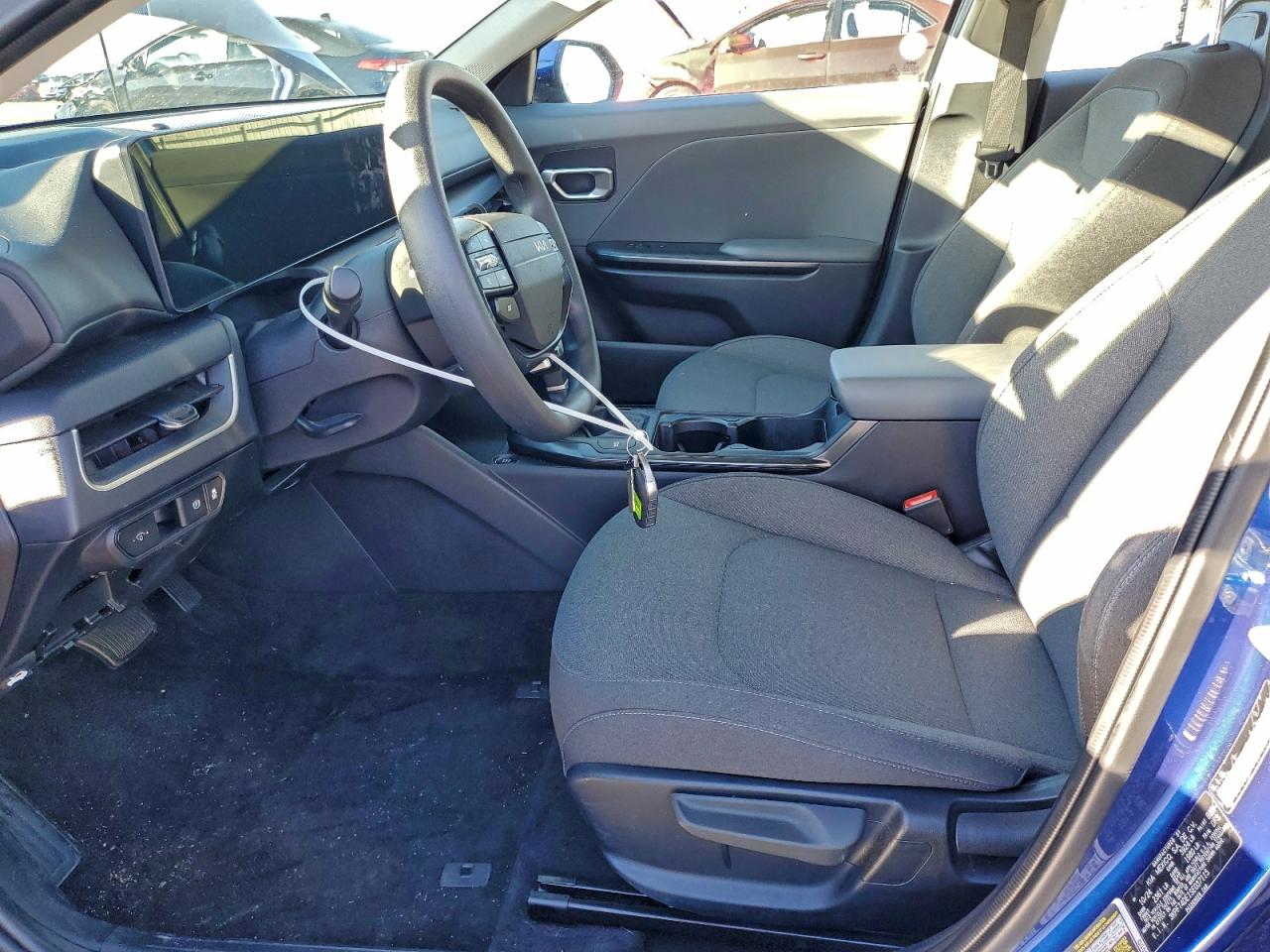 2025 KIA K4 LX photo 25