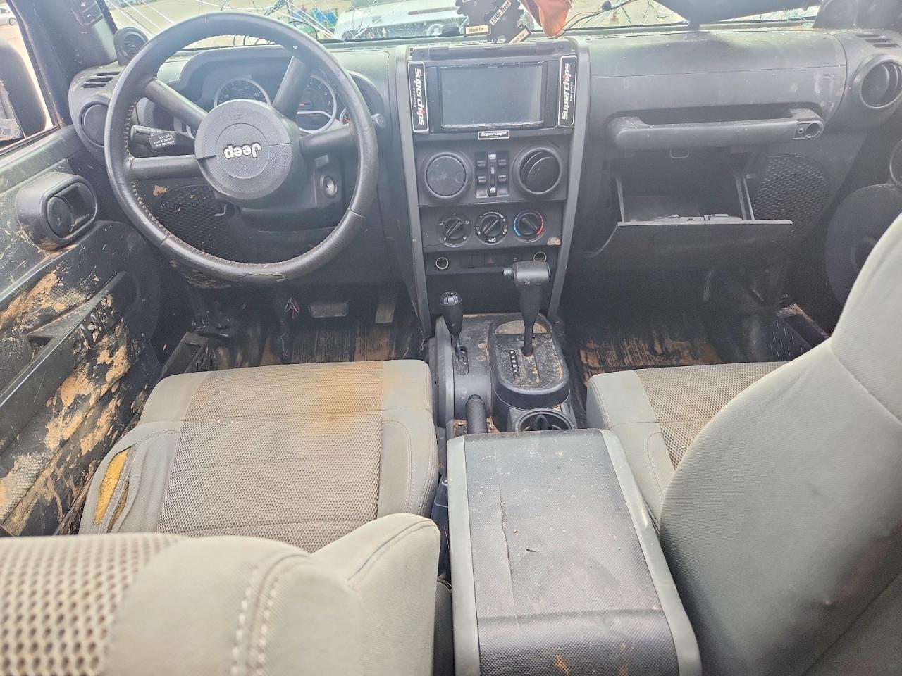 2007 JEEP WRANGLER SAHARA photo 8