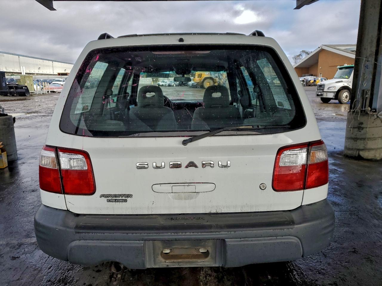 2001 SUBARU FORESTER L photo 6