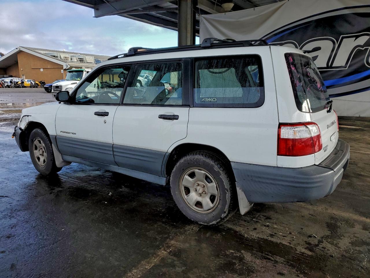 2001 SUBARU FORESTER L photo 2