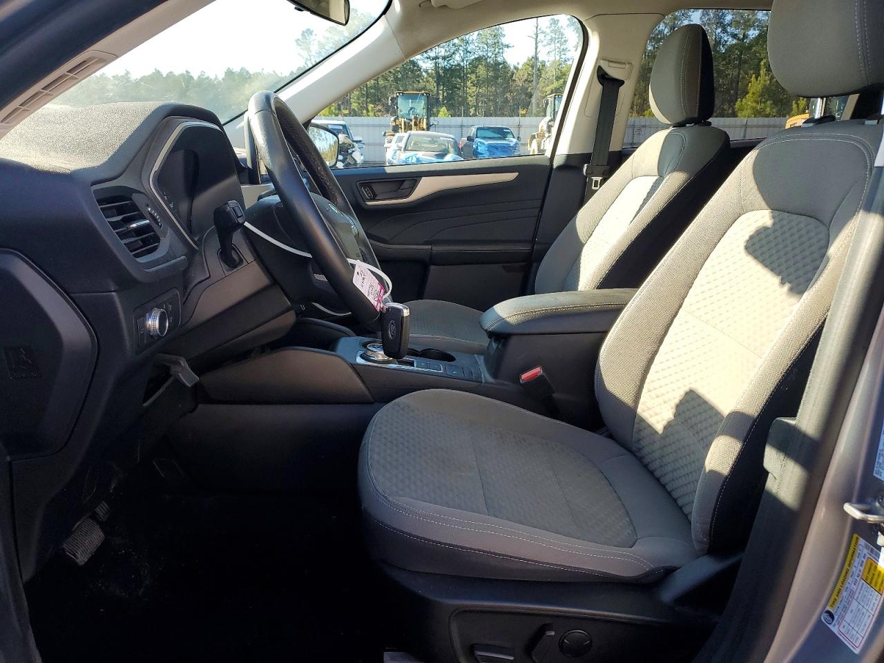 2022 FORD ESCAPE SE photo 7