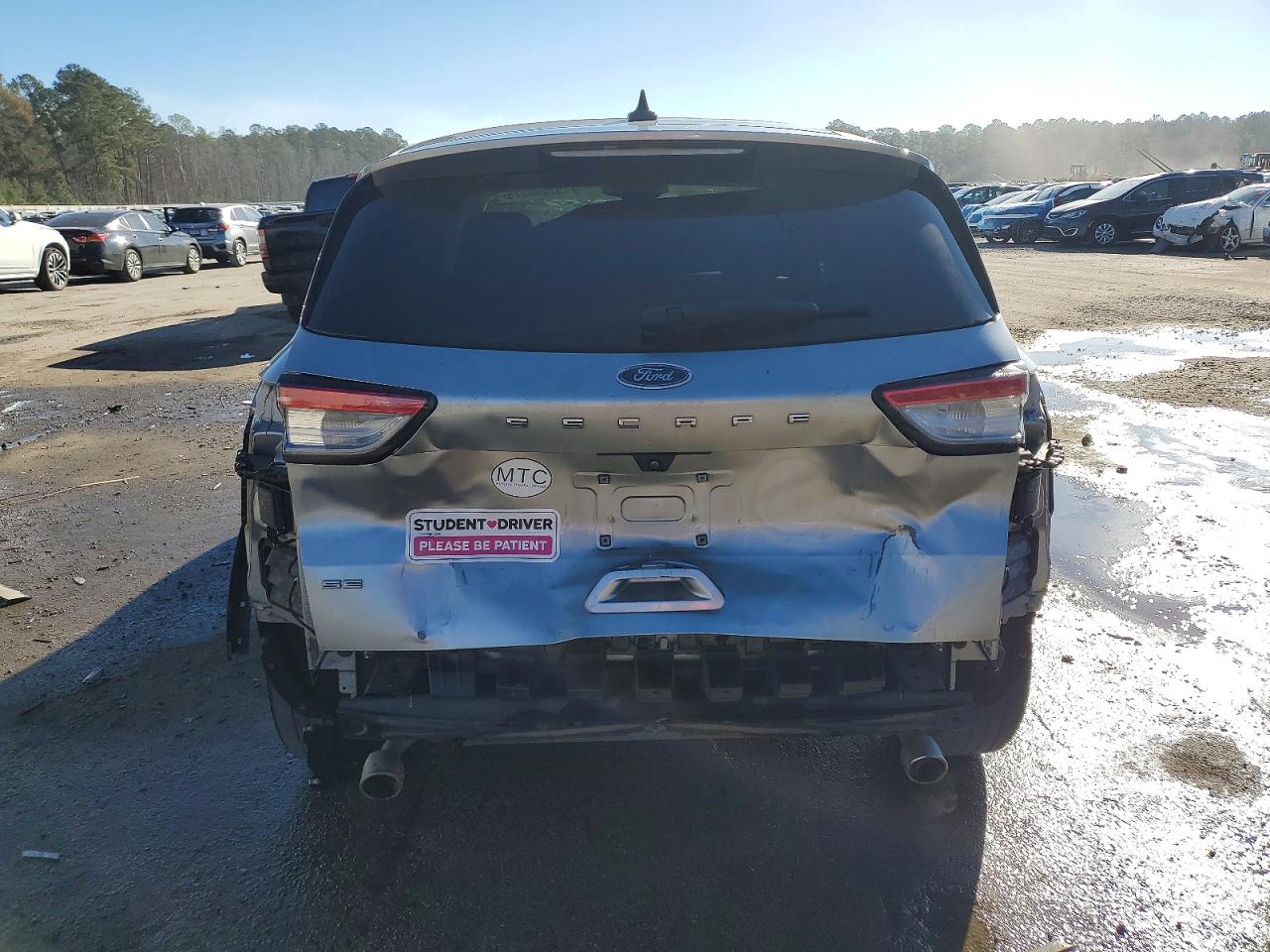 2022 FORD ESCAPE SE photo 6