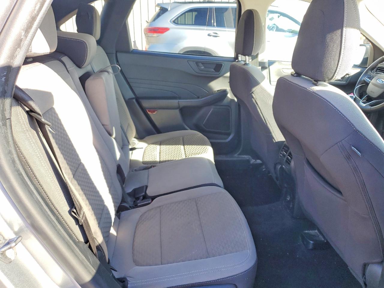 2022 FORD ESCAPE SE photo 11