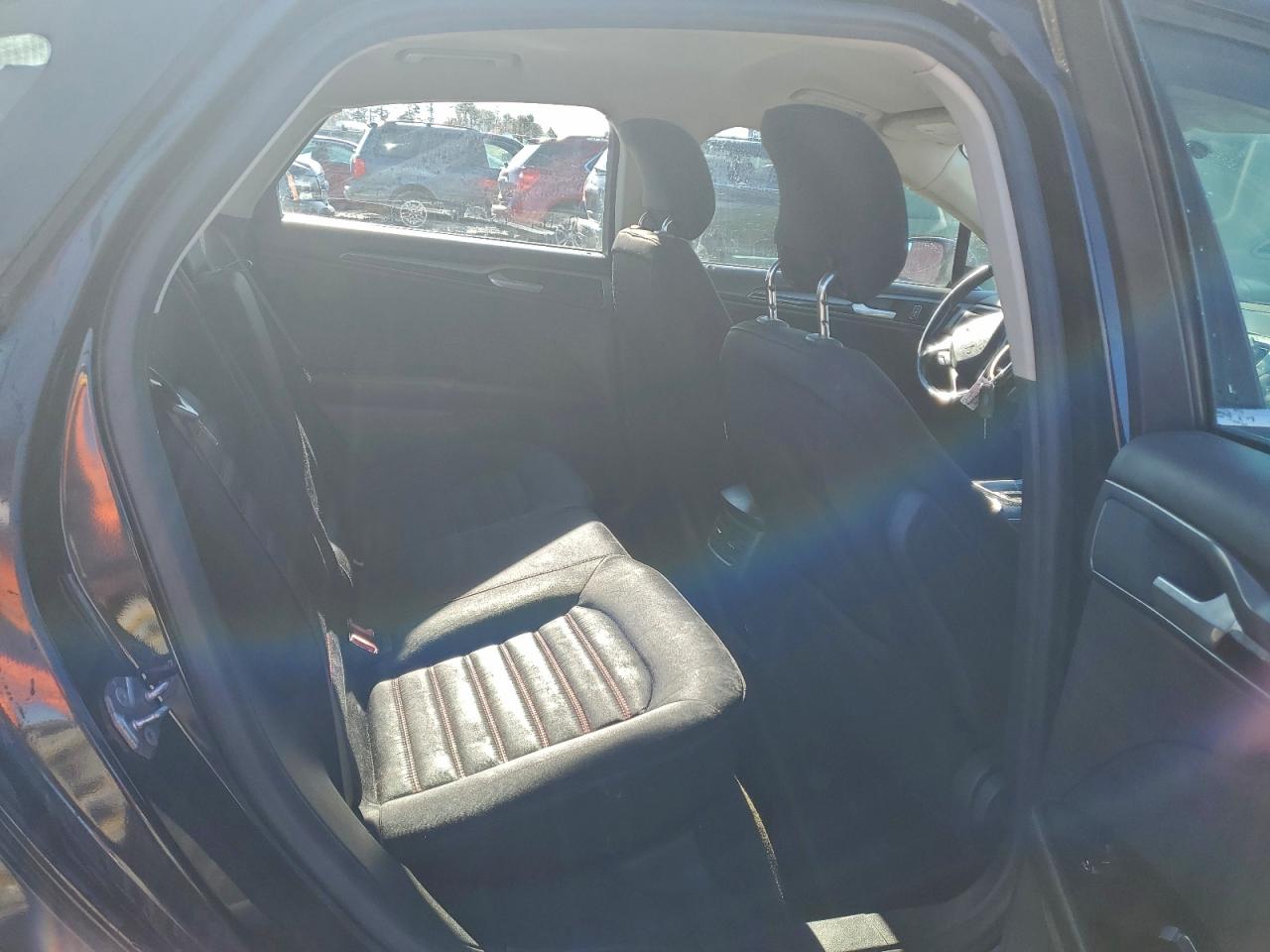 2014 FORD FUSION SE photo 10