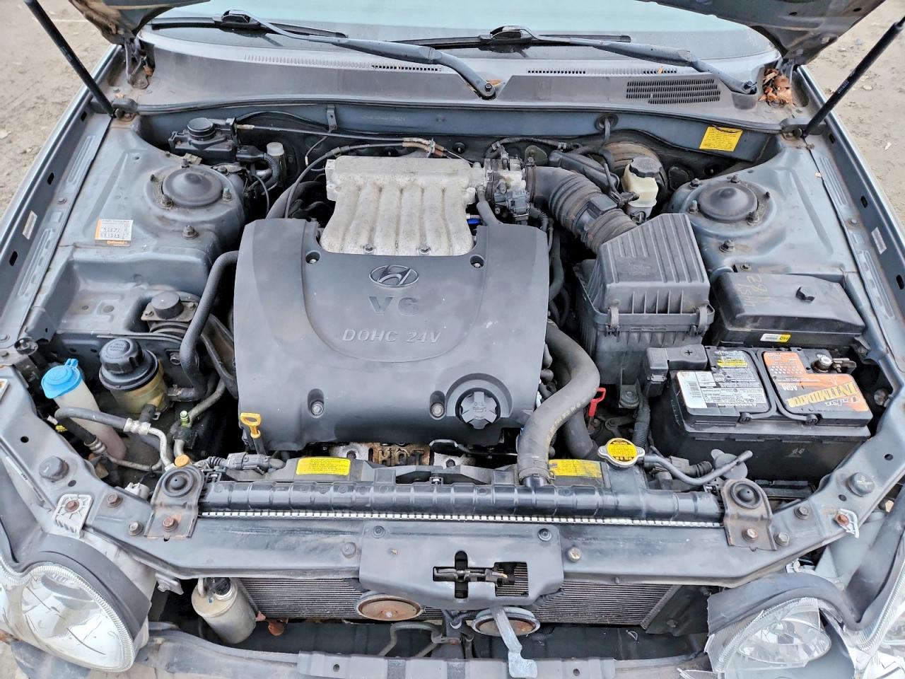 2004 HYUNDAI SONATA GLS photo 11