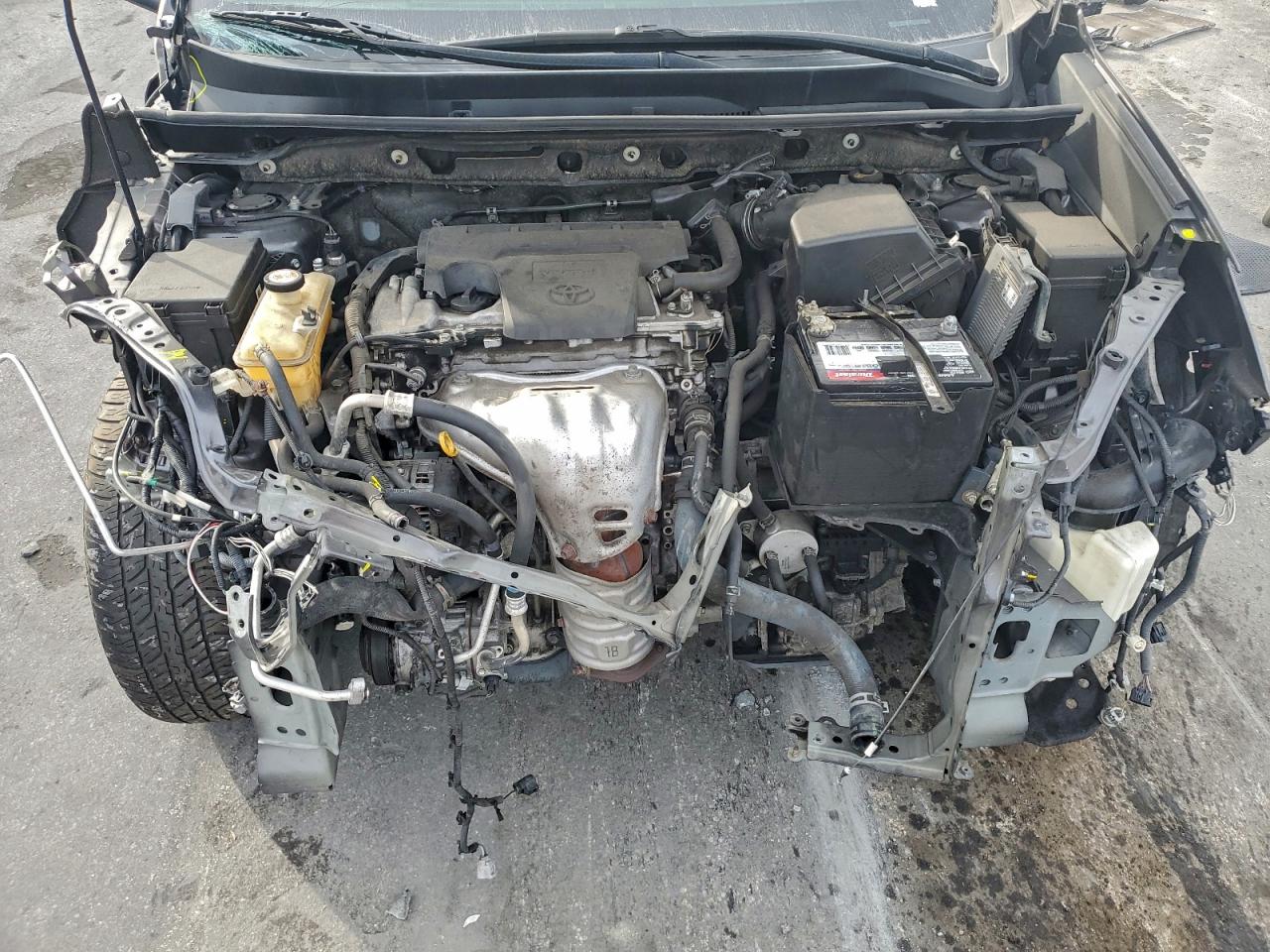 2018 TOYOTA RAV4 SE photo 12