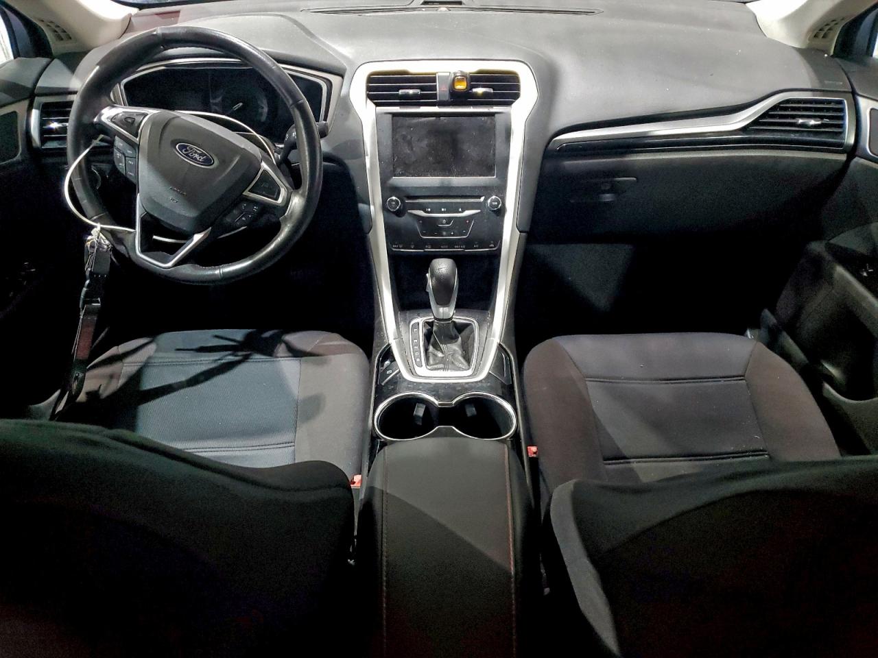 2014 FORD FUSION SE photo 8