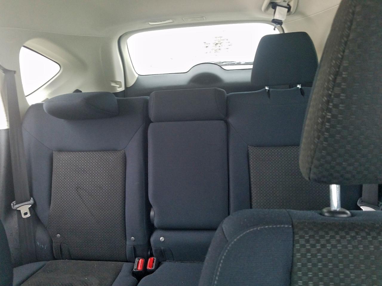 2016 HONDA CR-V LX photo 10