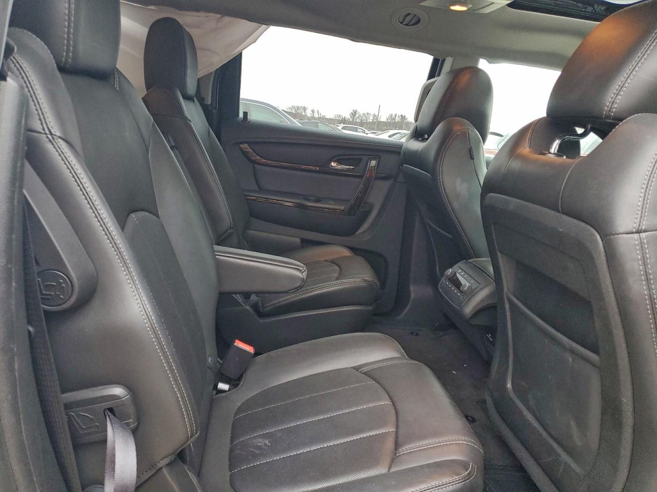 2016 GMC ACADIA DENALI photo 11