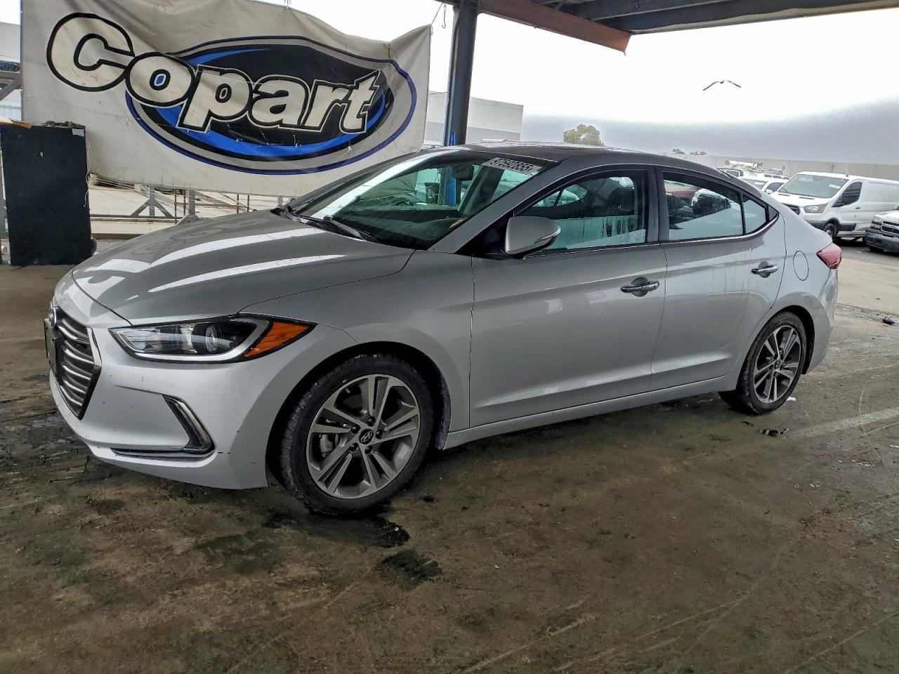 2017 HYUNDAI ELANTRA