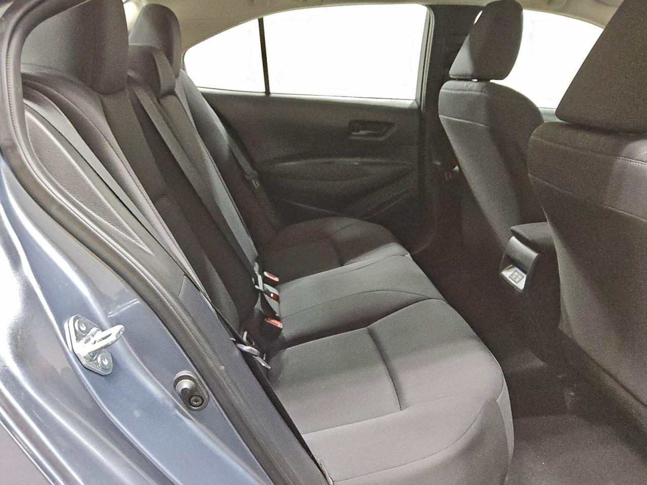 2024 TOYOTA COROLLA LE photo 19