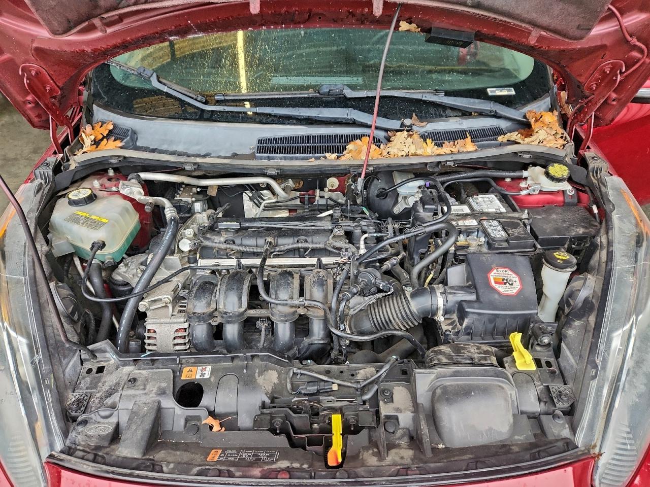 2015 FORD FIESTA SE photo 21