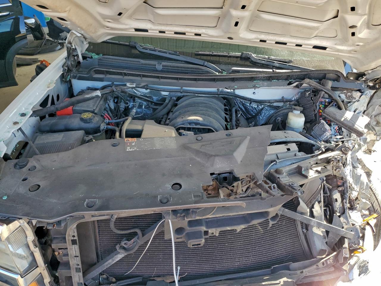2016 CHEVROLET SILVERADO C1500 LT photo 11