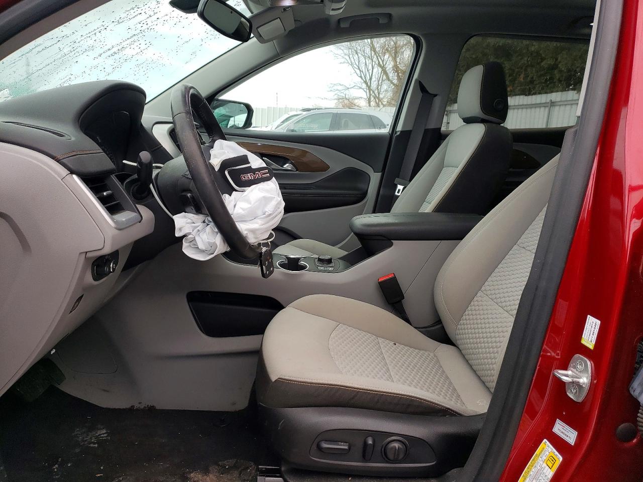 2019 GMC TERRAIN SLE photo 7