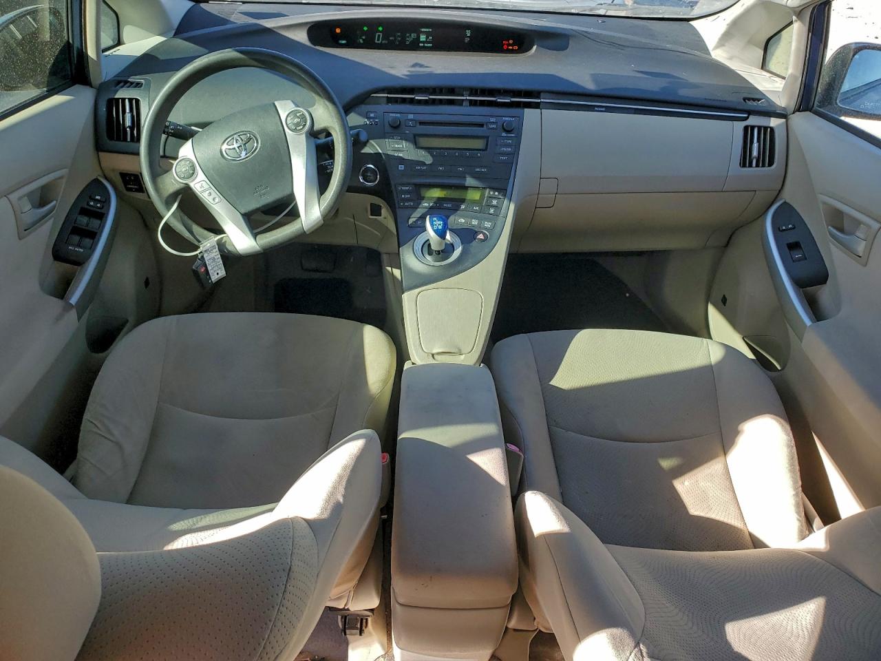 2011 TOYOTA PRIUS photo 8
