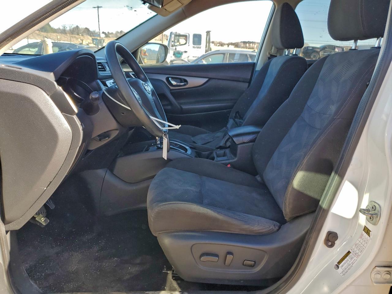 2016 NISSAN ROGUE S photo 7
