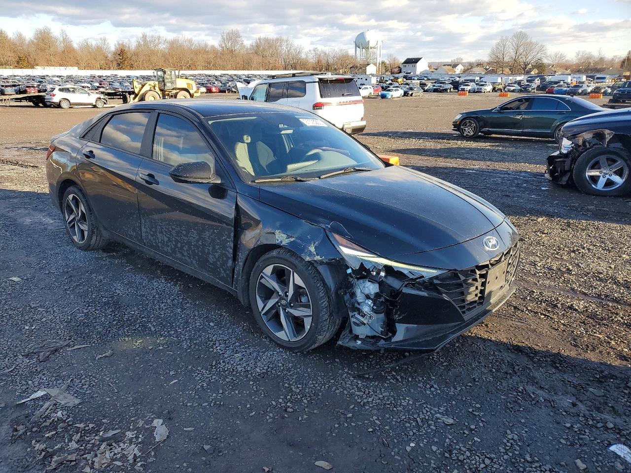 2023 HYUNDAI ELANTRA SEL photo 4