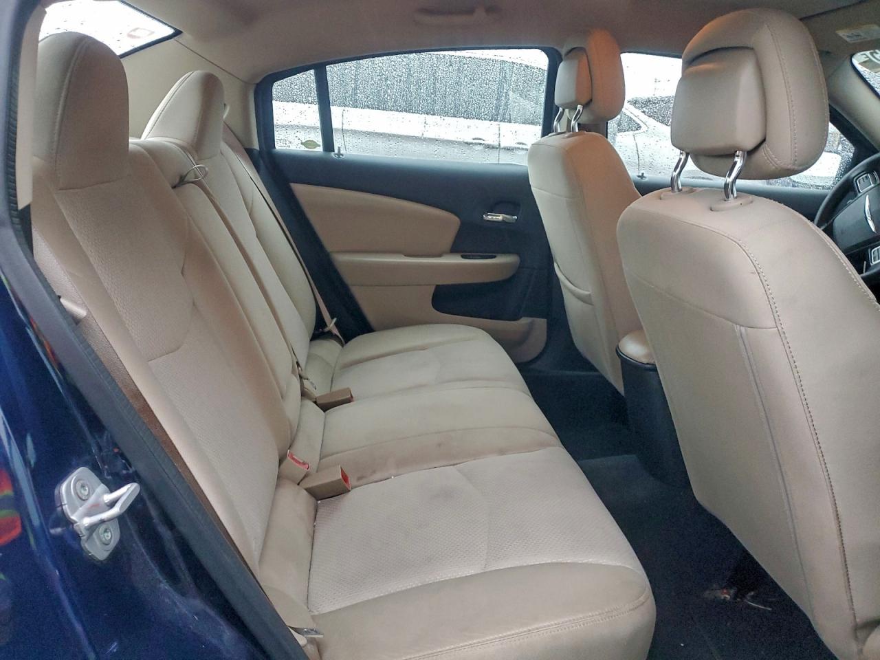 2013 CHRYSLER 200 LX photo 10