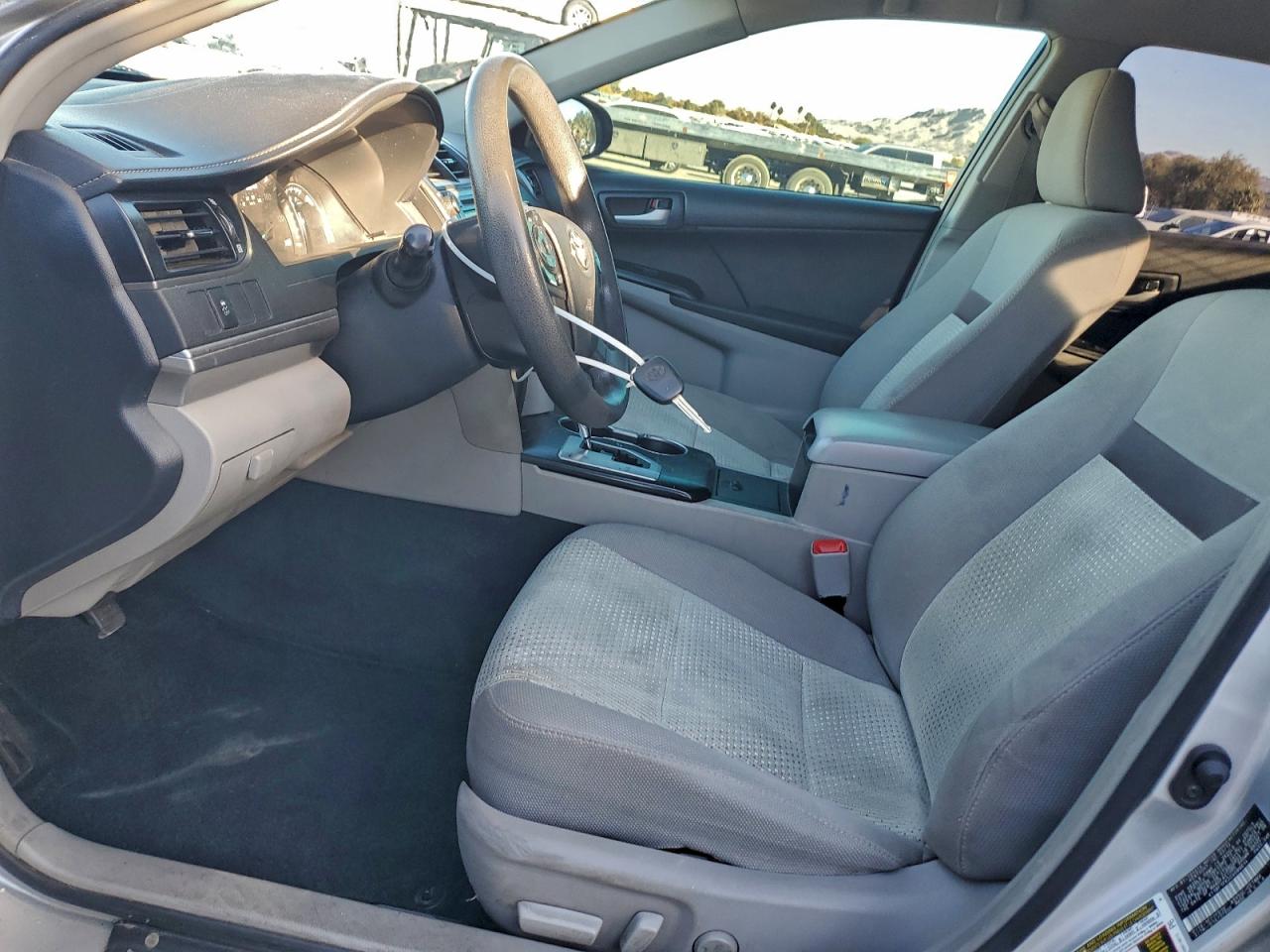 2012 TOYOTA CAMRY BASE photo 7