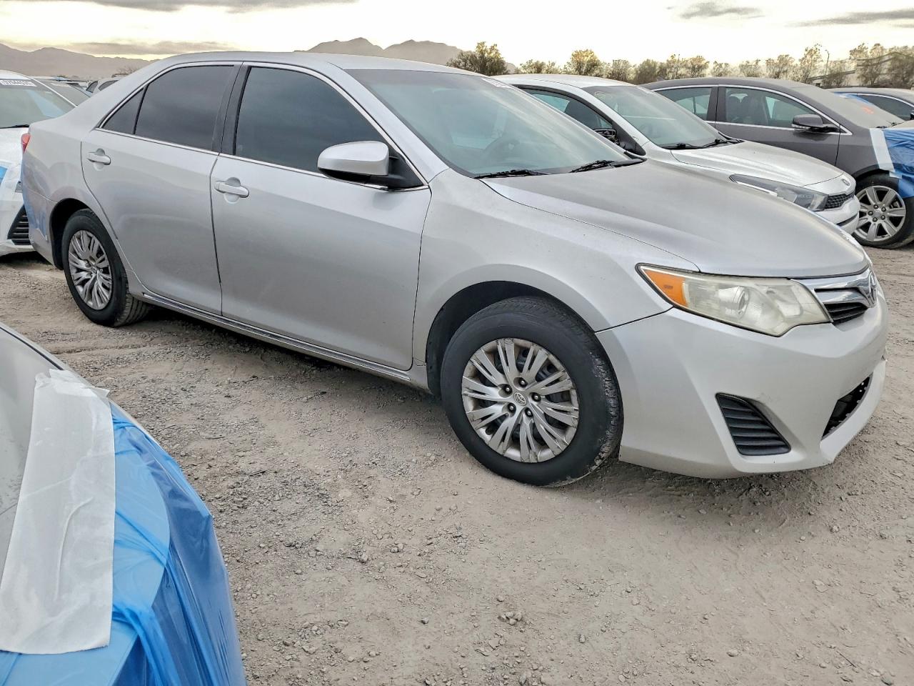 2012 TOYOTA CAMRY BASE photo 4