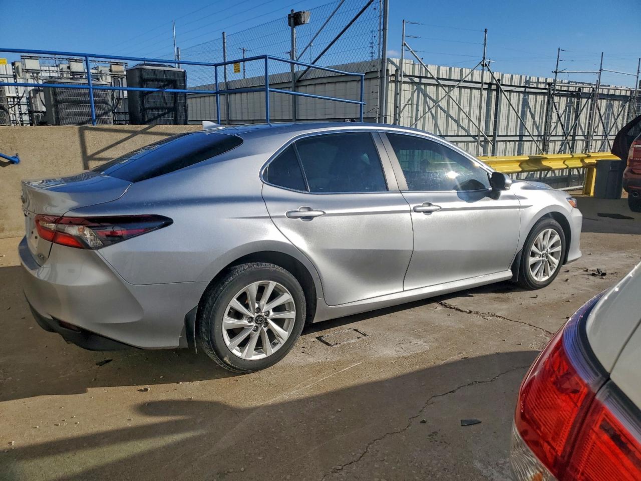 2024 TOYOTA CAMRY LE photo 3