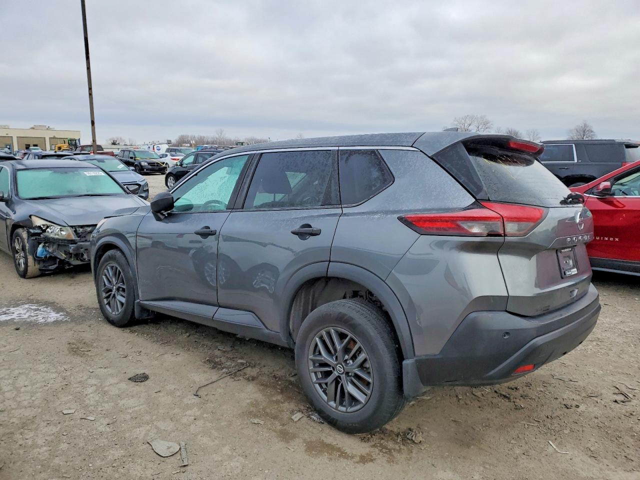 2021 NISSAN ROGUE S photo 4