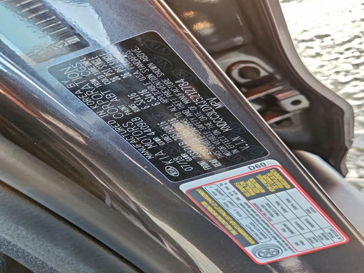 2018 KIA NIRO EX PREMIUM photo 13