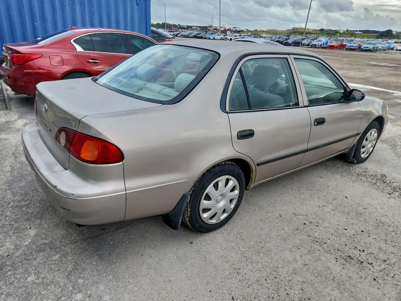 2001 TOYOTA COROLLA CE photo 3