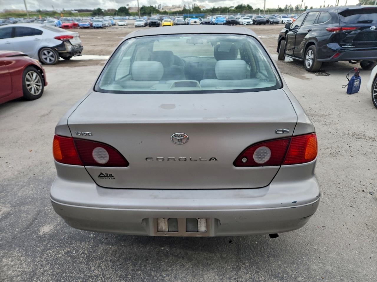 2001 TOYOTA COROLLA CE photo 6