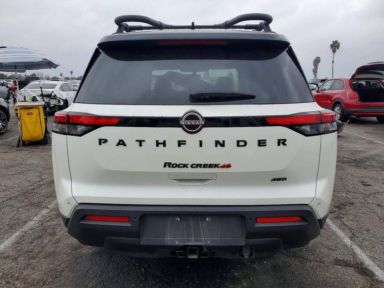 2023 NISSAN PATHFINDER SV photo 6