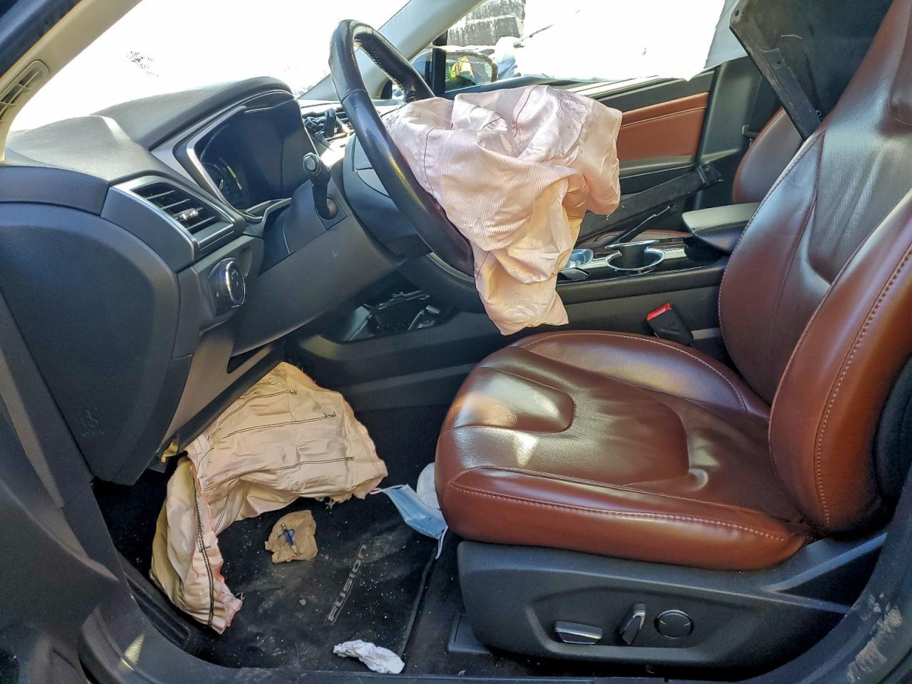 2015 FORD FUSION SE photo 25