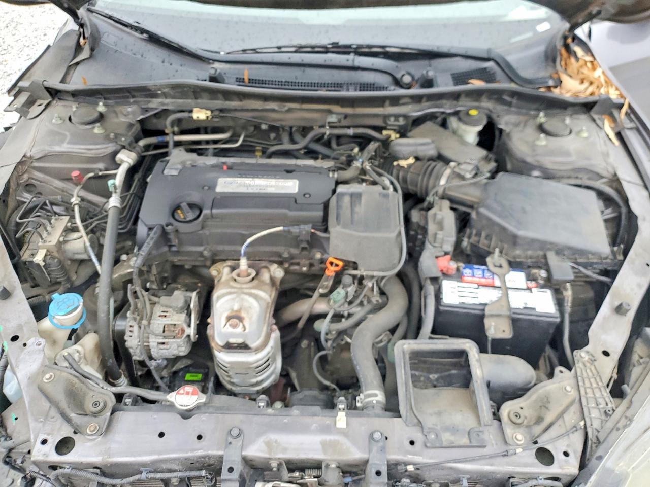 2015 HONDA ACCORD LX photo 11