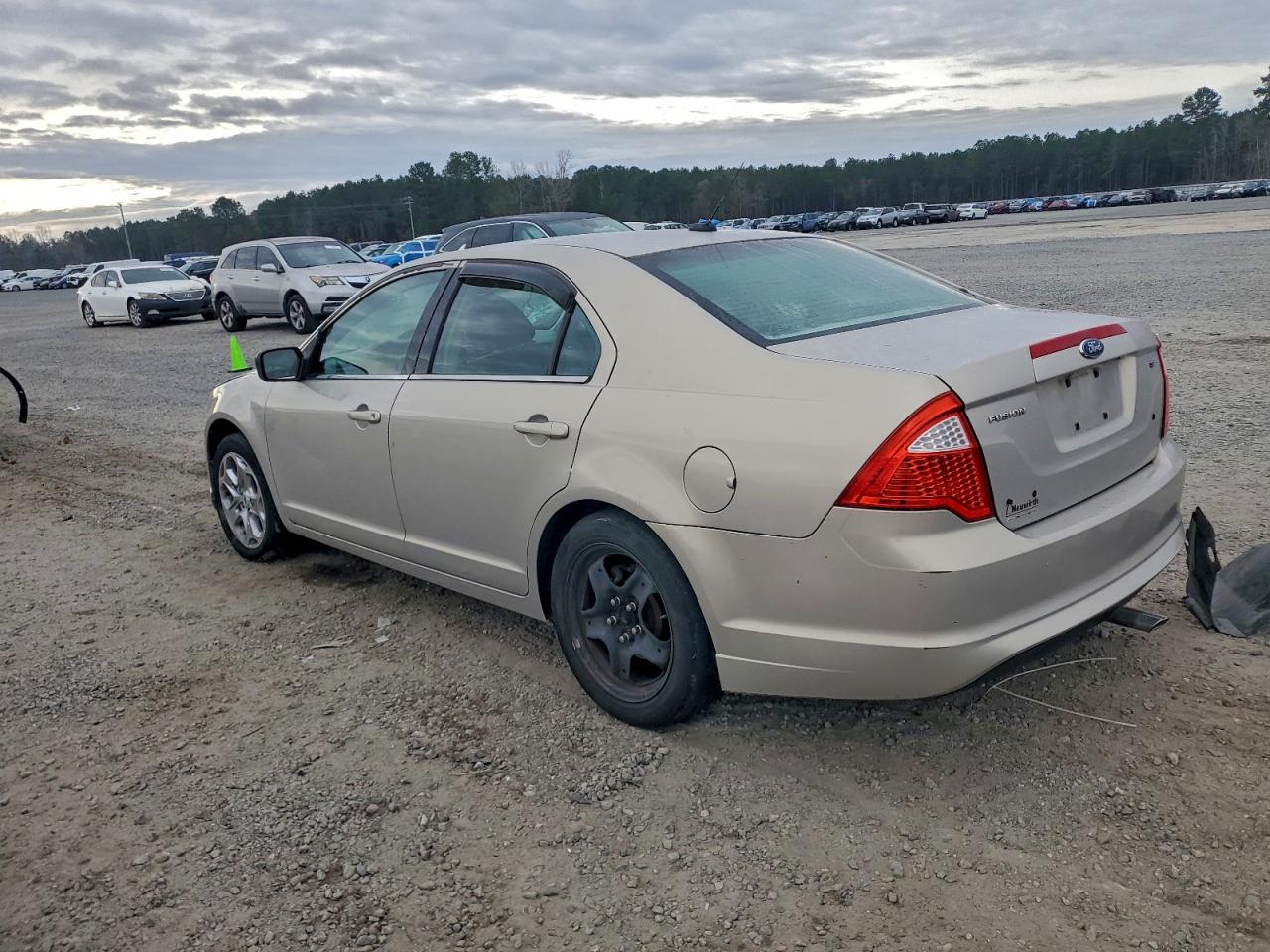 2010 FORD FUSION SE photo 2