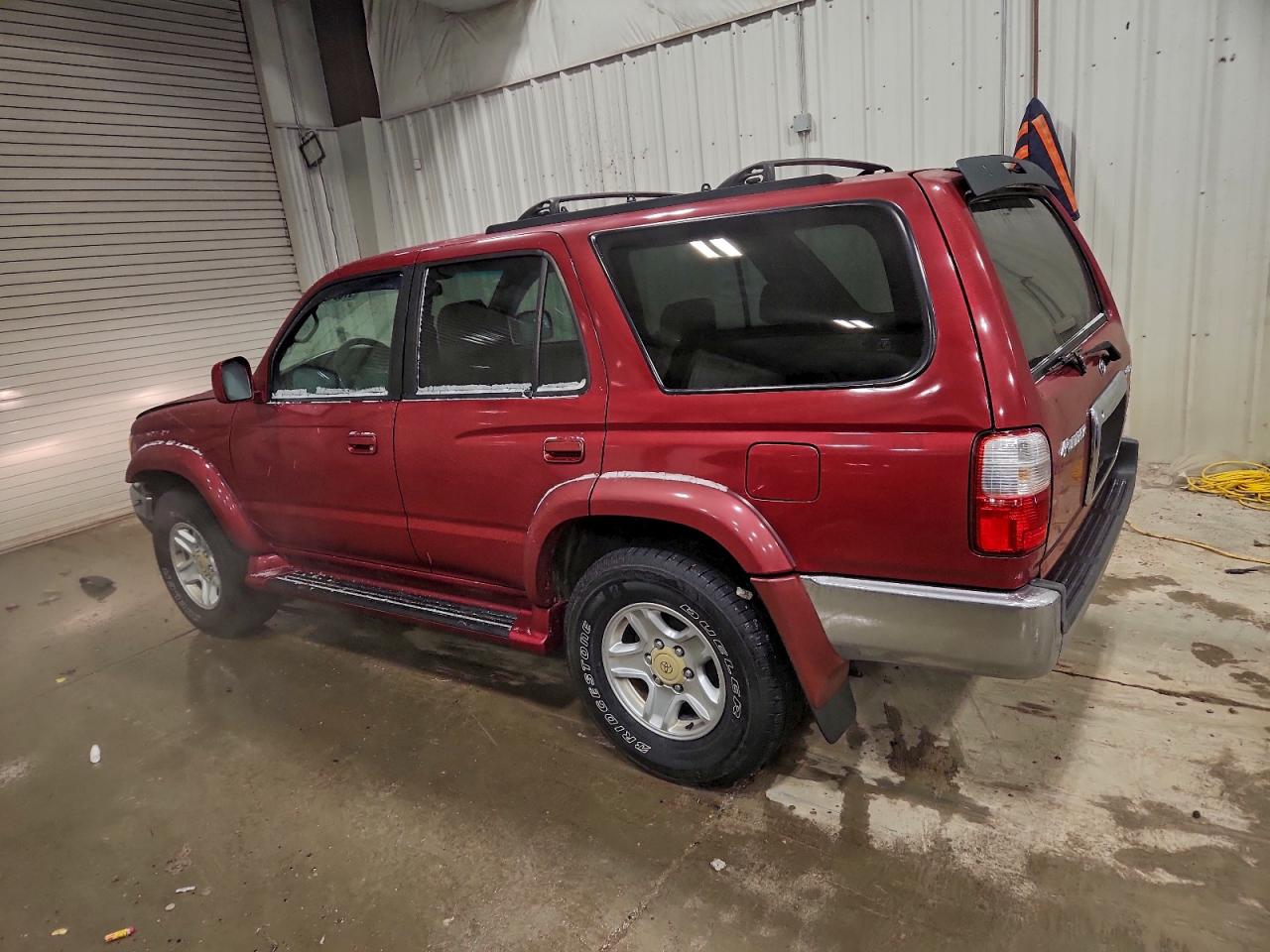 2002 TOYOTA 4RUNNER SR5 photo 2