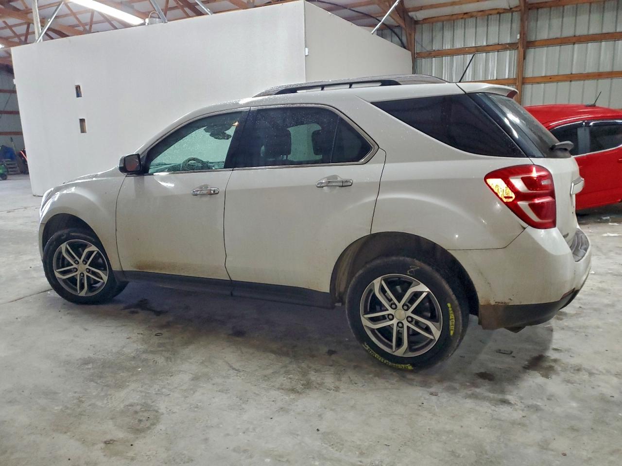 2017 CHEVROLET EQUINOX PREMIER photo 4