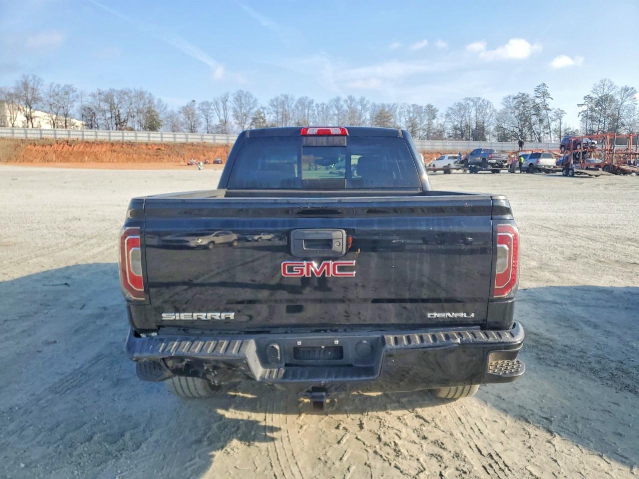 2017 GMC SIERRA K1500 DENALI photo 11