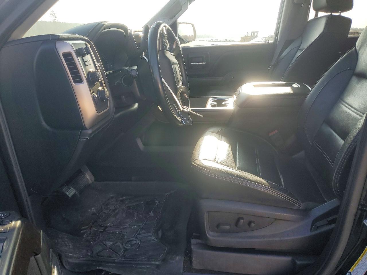 2017 GMC SIERRA K1500 DENALI photo 13