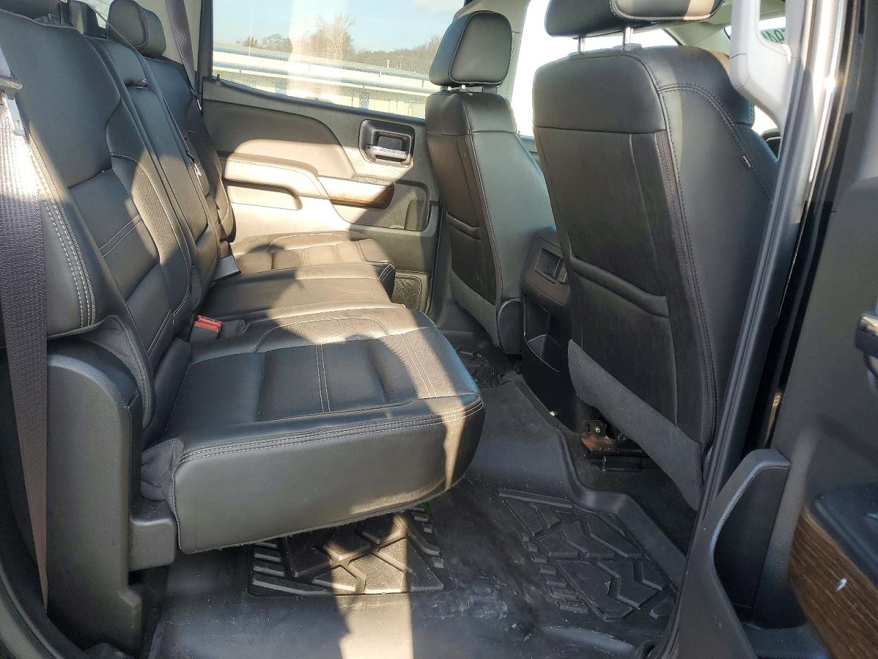 2017 GMC SIERRA K1500 DENALI photo 19