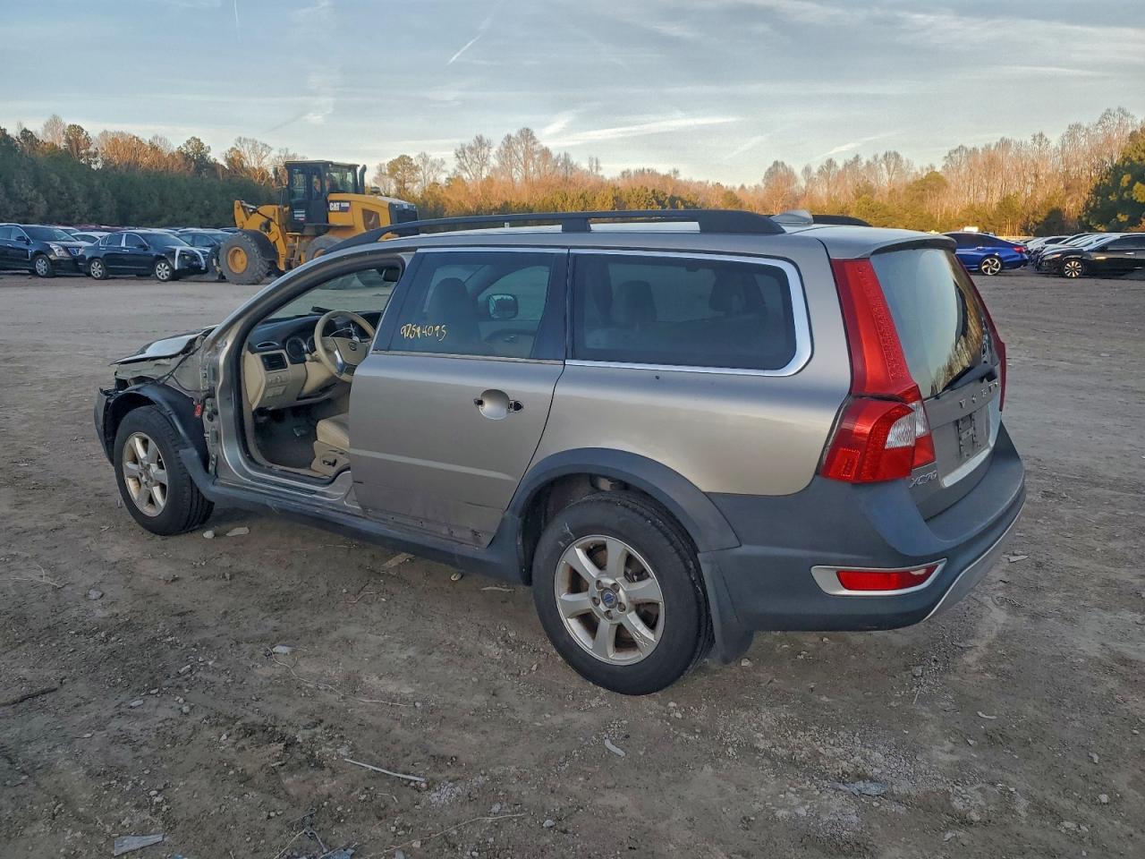 2012 VOLVO XC70 3.2 photo 2