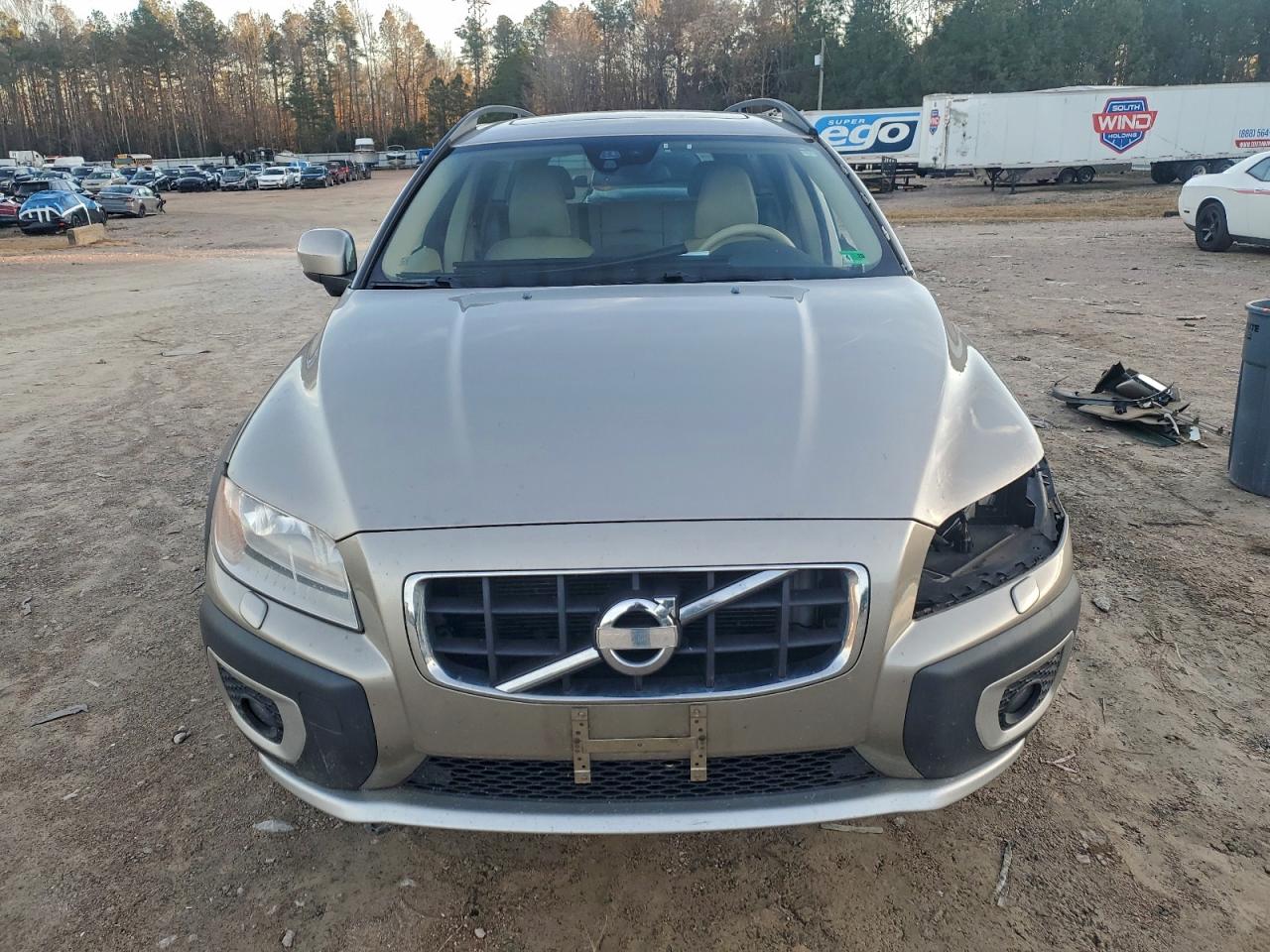 2012 VOLVO XC70 3.2 photo 5