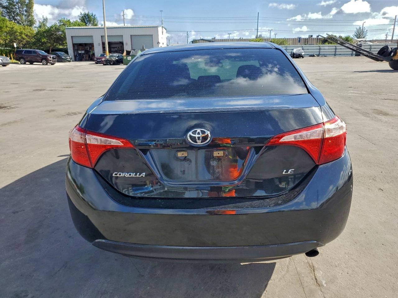 2017 TOYOTA COROLLA L photo 6