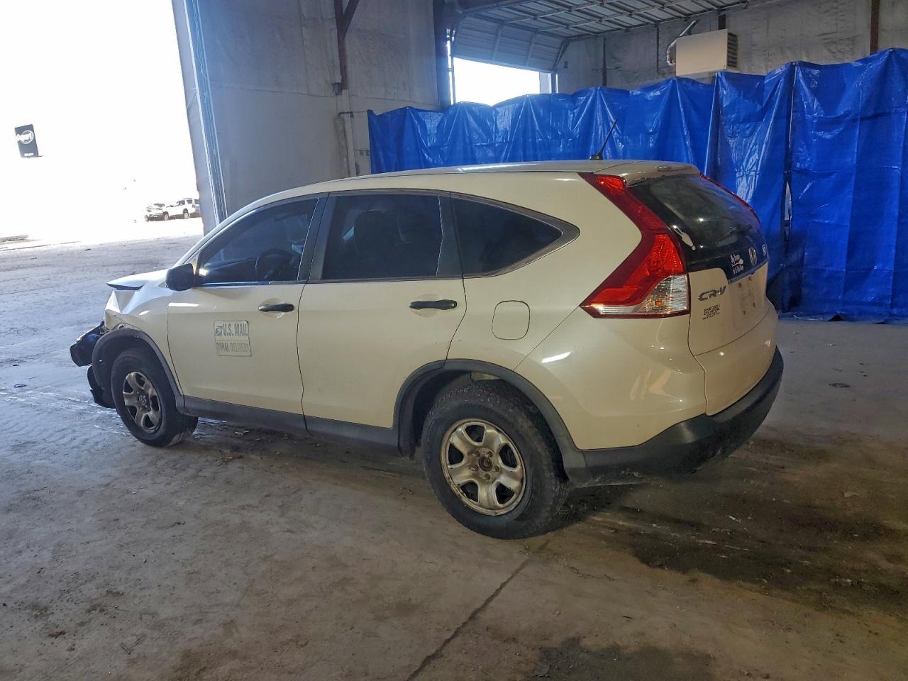 2014 HONDA CR-V LX photo 2
